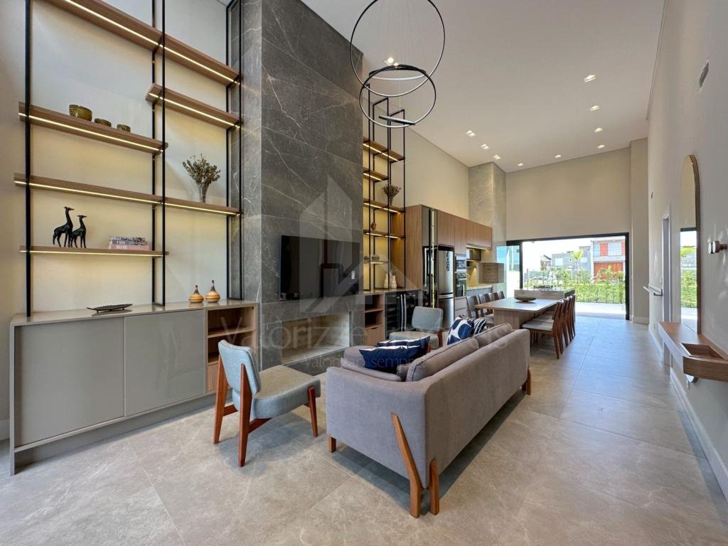 Casa em Condominio 4 dormitorios