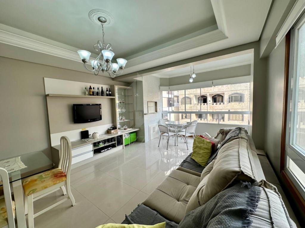 Apartamento 3 Dormitórios