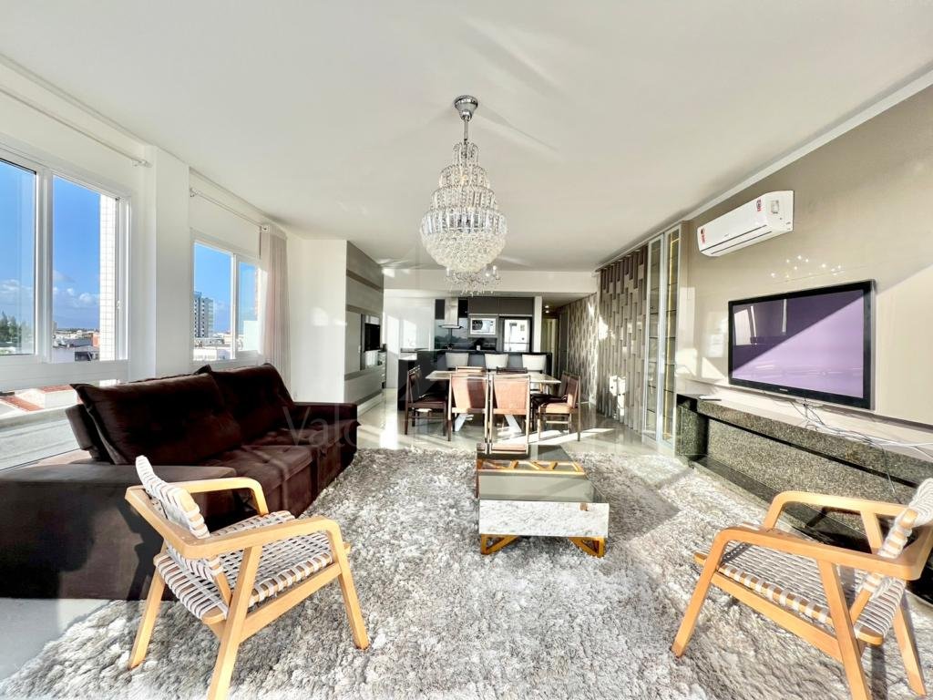 Apartamento 4 Dormitórios