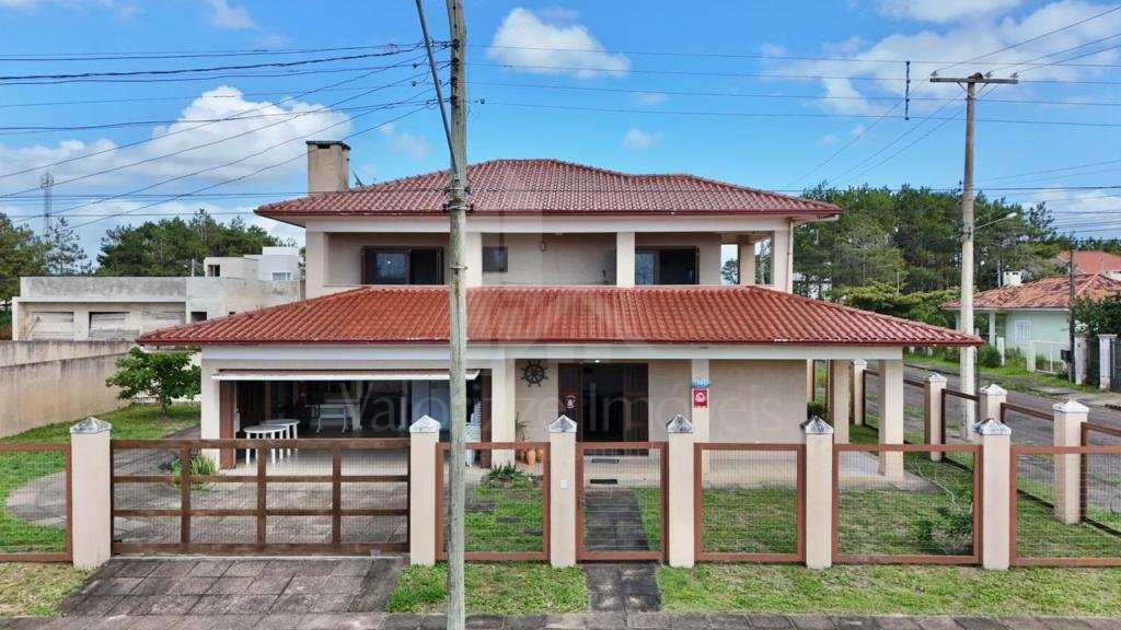 Sobrado 8 dormitórios