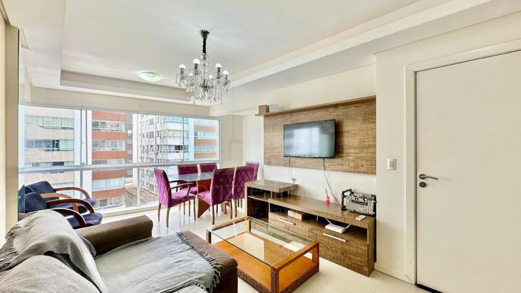 Apartamento 3 Dormitórios