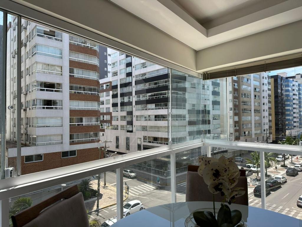 Apartamento 3 Dormitórios