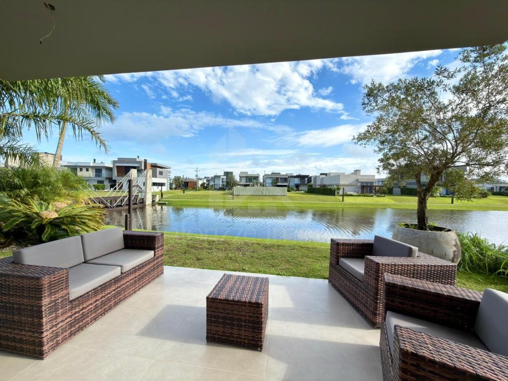 Casa em Condominio 3 dormitorios