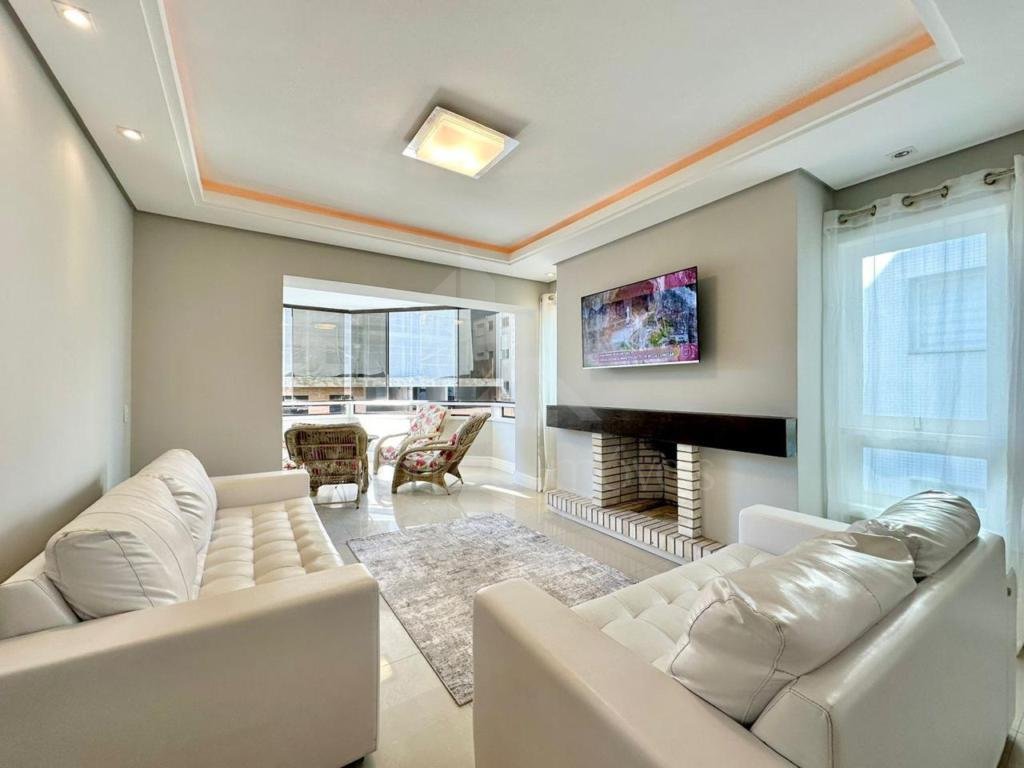 Cobertura 3 Dormitórios