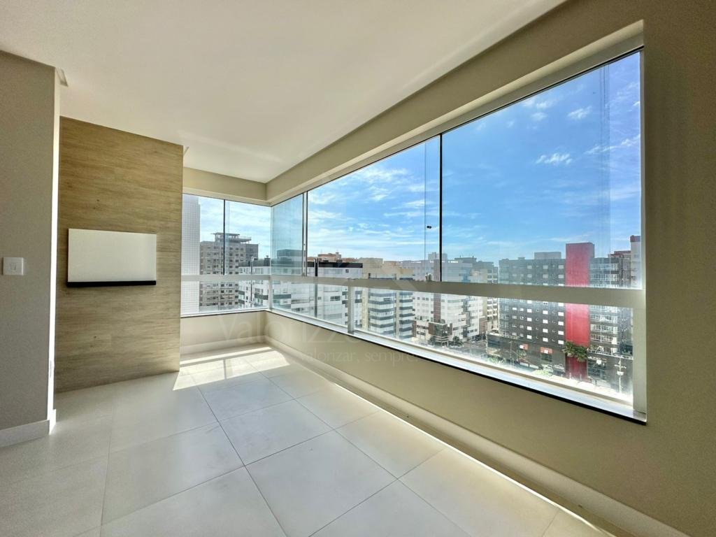 Apartamento 3 Dormitórios