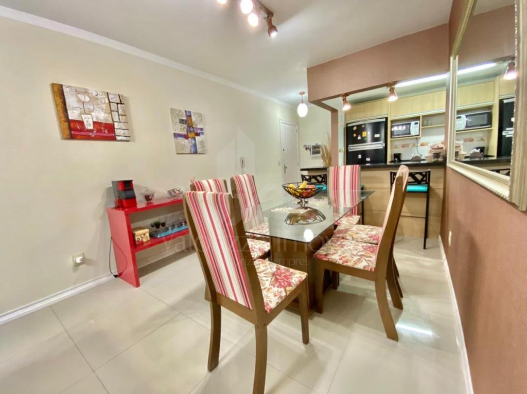 Apartamento 3 Dormitórios