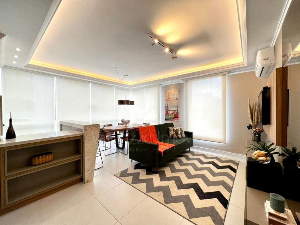 Apartamento 3 Dormitórios