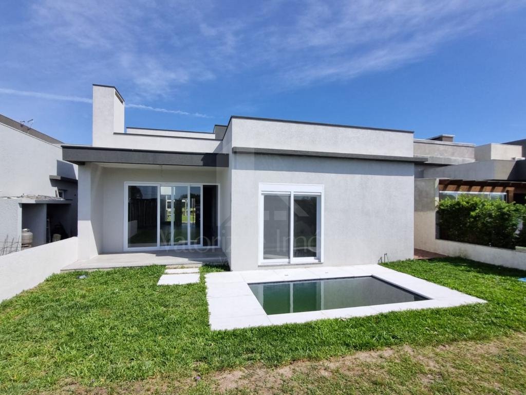 Casa em Condominio 3 dormitorios