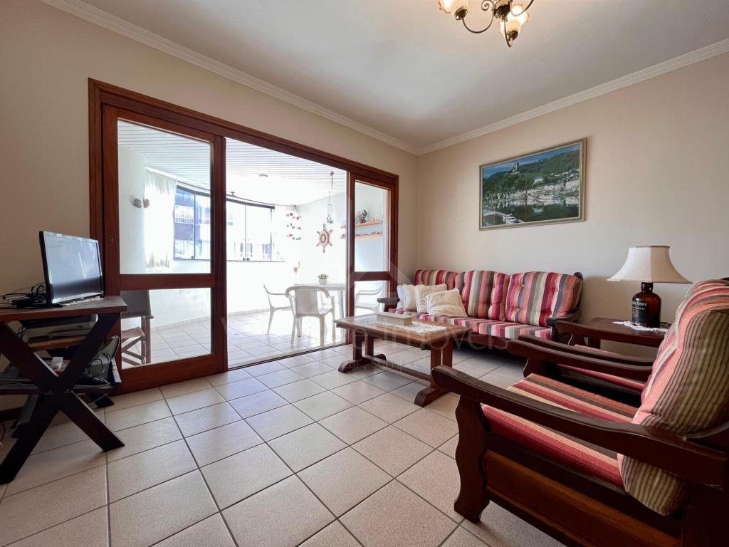 Apartamento 3 Dormitórios