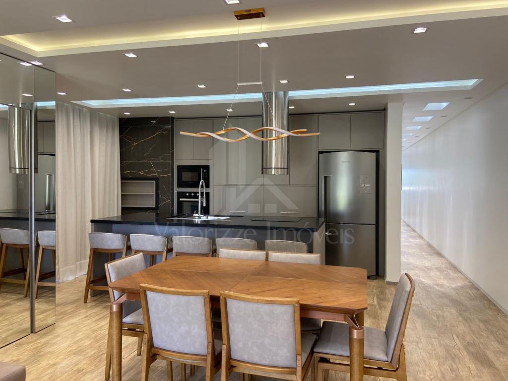 Casa em Condominio 4 dormitorios