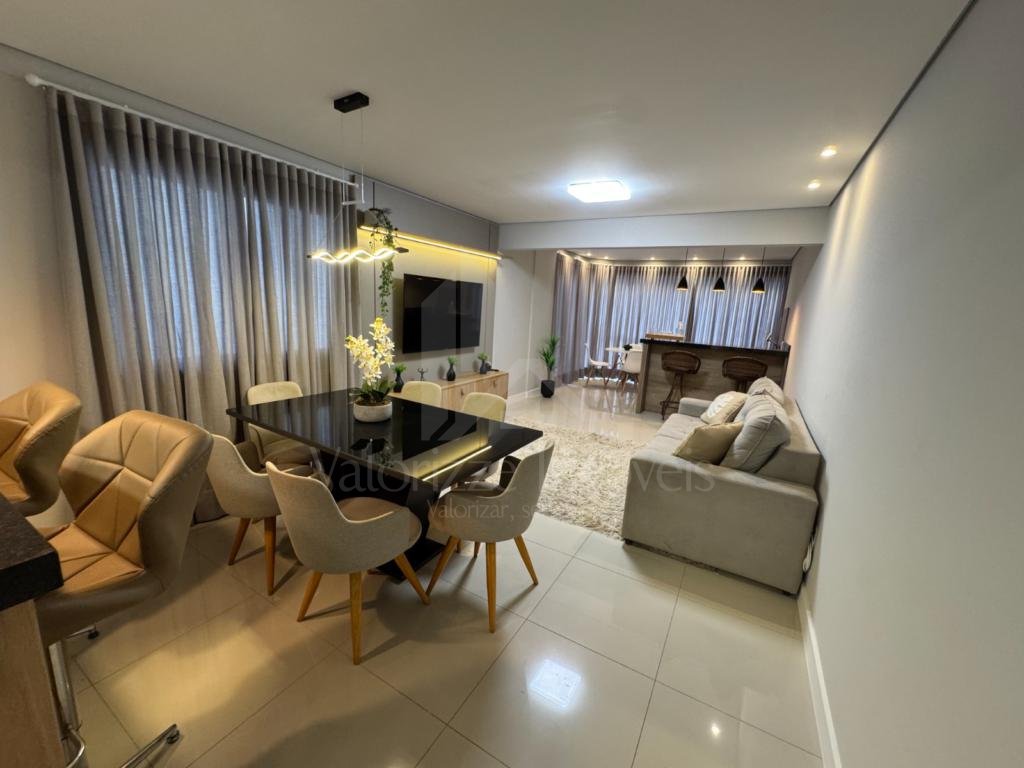 Apartamento 3 Dormitórios