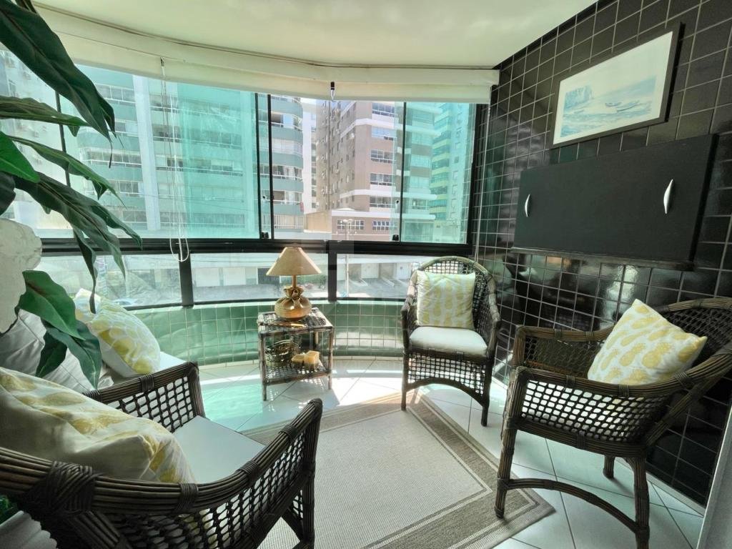 Apartamento 2 Dormitórios