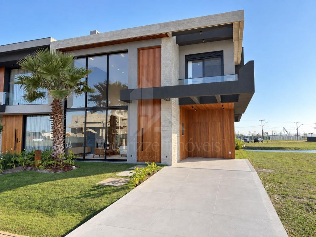 Casa em Condominio 5 dormitorios