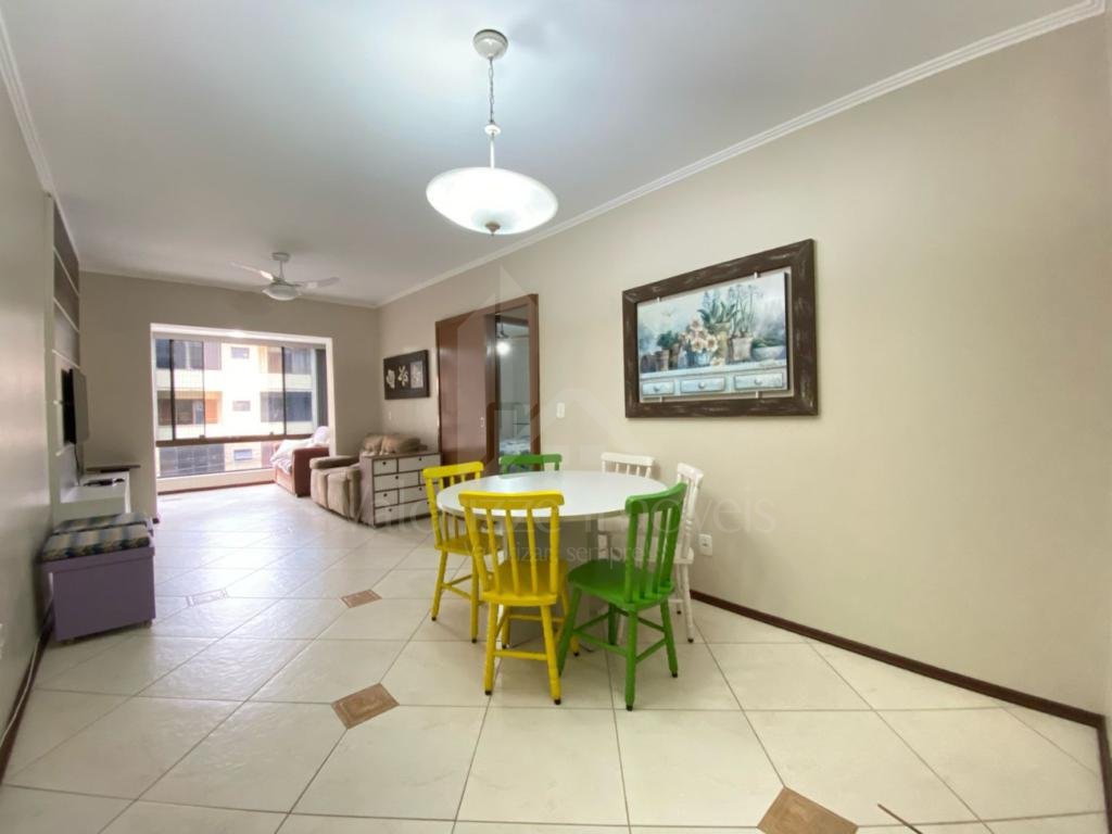 Apartamento 3 Dormitórios