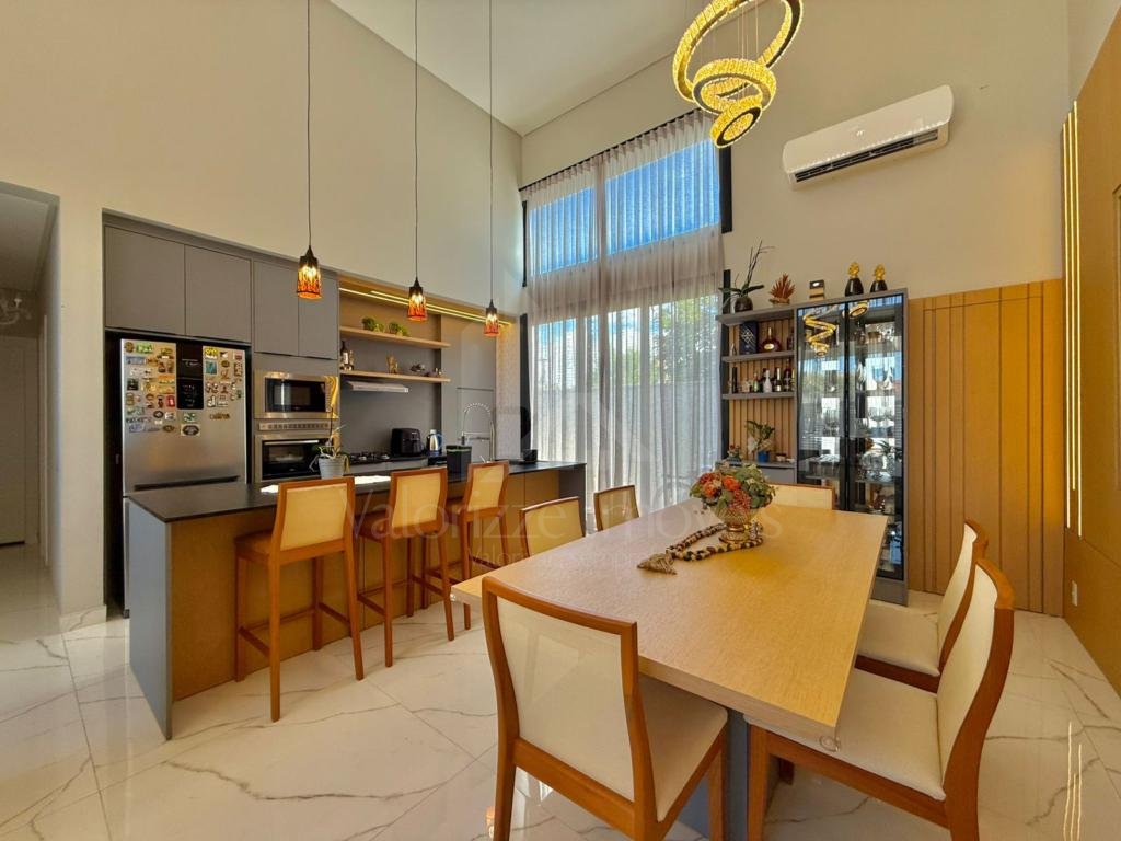 Casa 3 Dormitórios