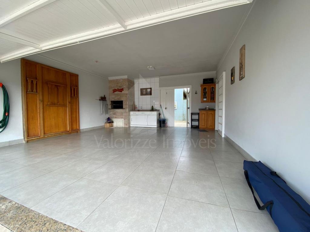 Casa 3 Dormitórios