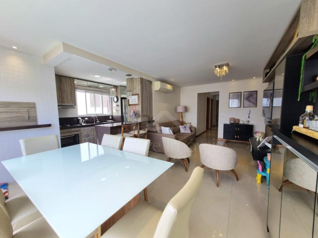 Apartamento 3 Dormitórios