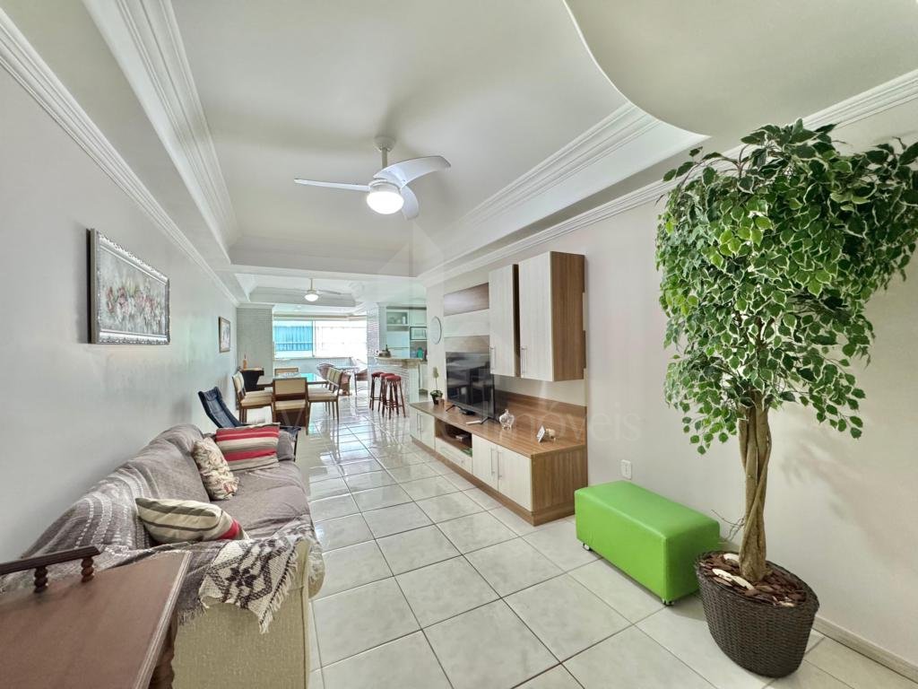 Apartamento 3 Dormitórios