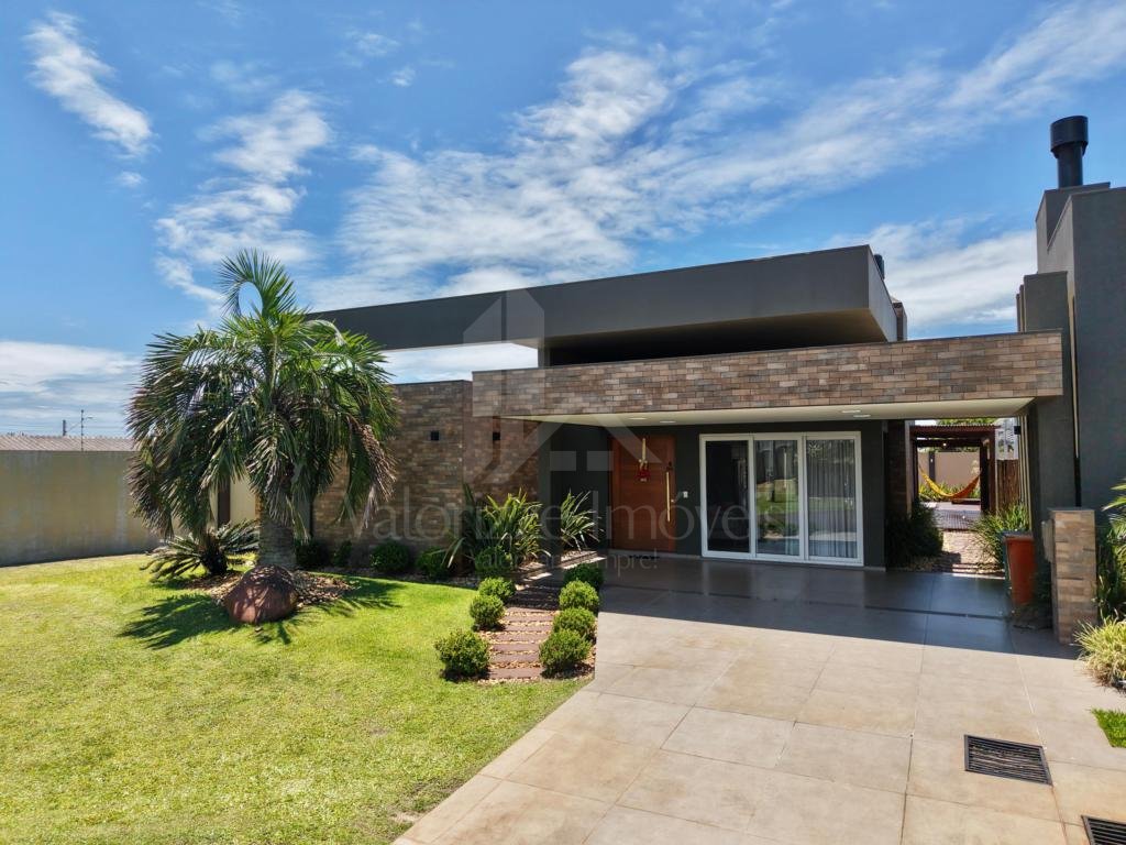 Casa em Condominio 4 dormitorios