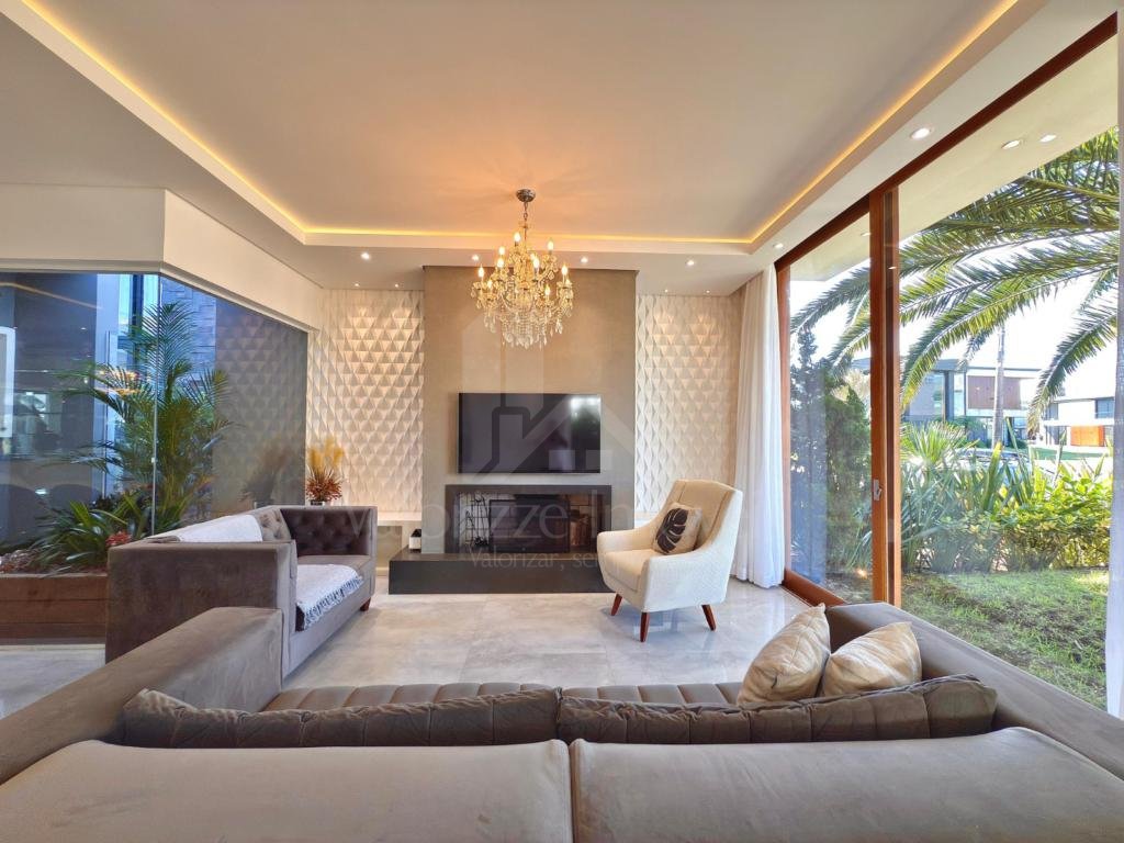 Casa em Condominio 3 dormitorios