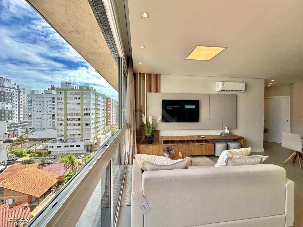 Apartamento 3 Dormitórios