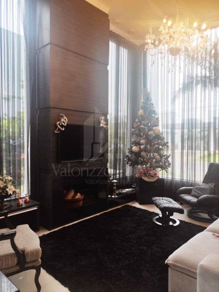 Casa em Condominio 4 dormitorios