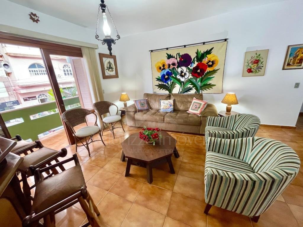 Apartamento 3 Dormitórios