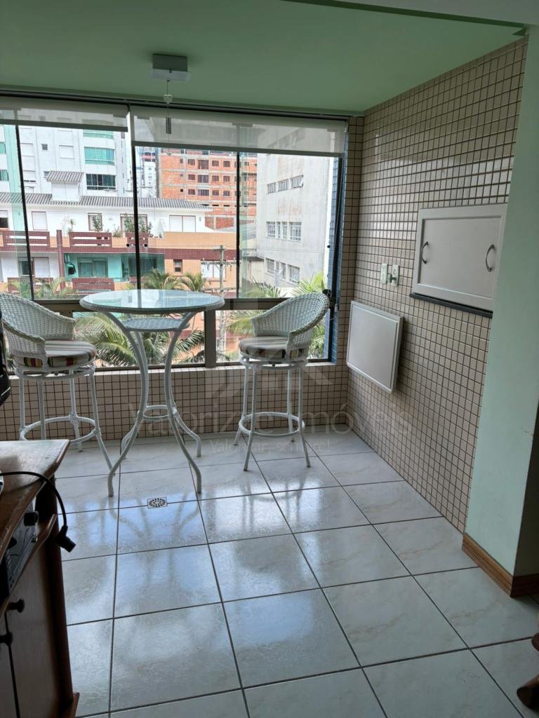 Apartamento 3 Dormitórios