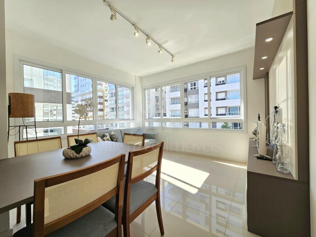 Apartamento 2 Dormitórios