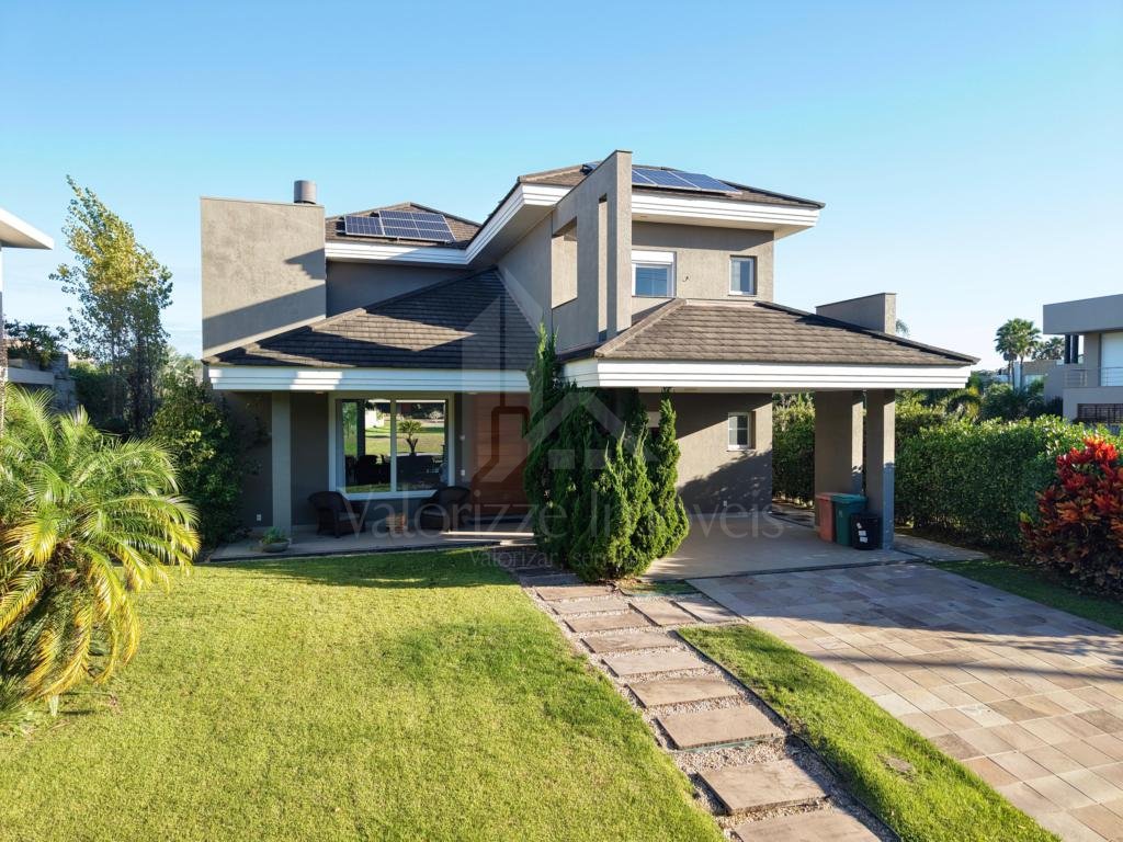 Casa em Condominio 4 dormitorios