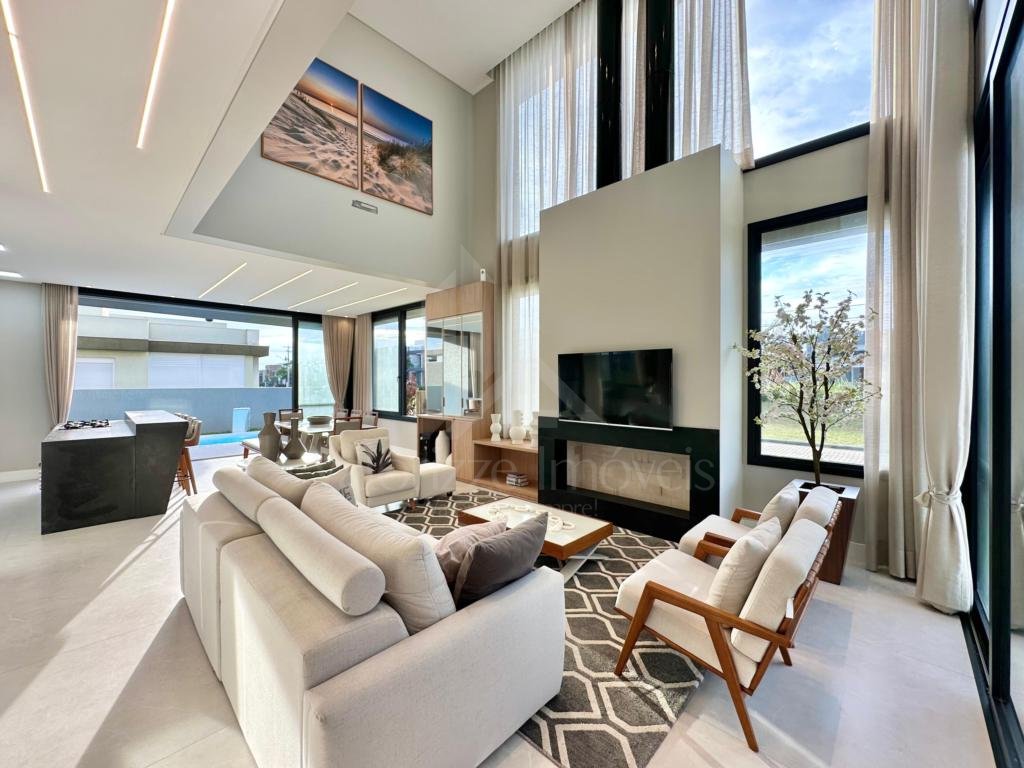 Casa em Condominio 4 dormitorios