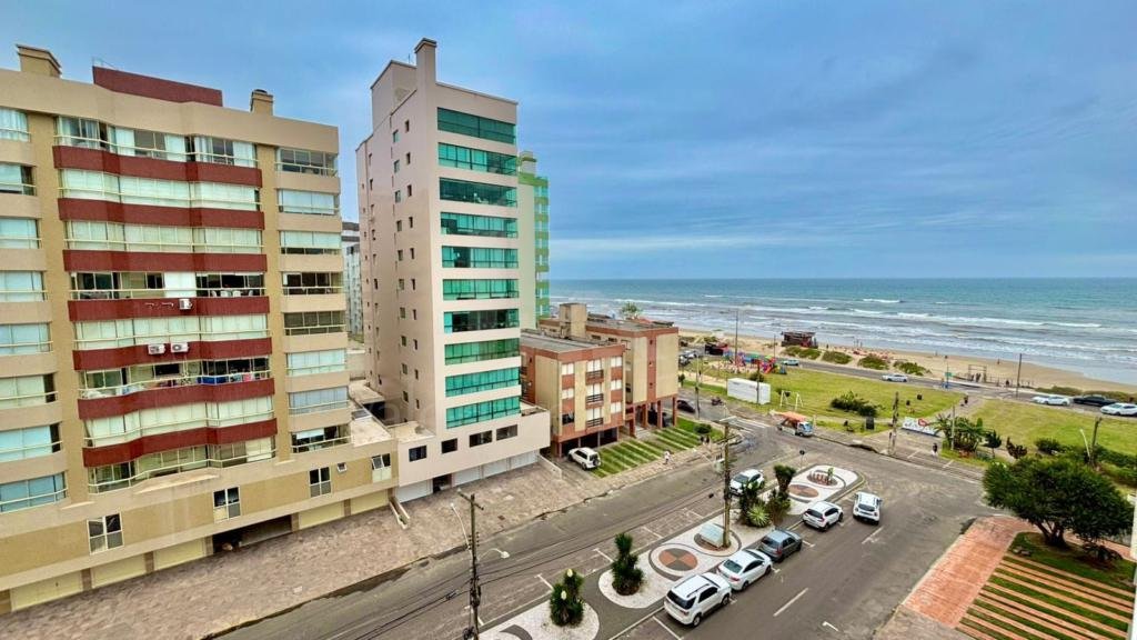 Apartamento 3 Dormitórios