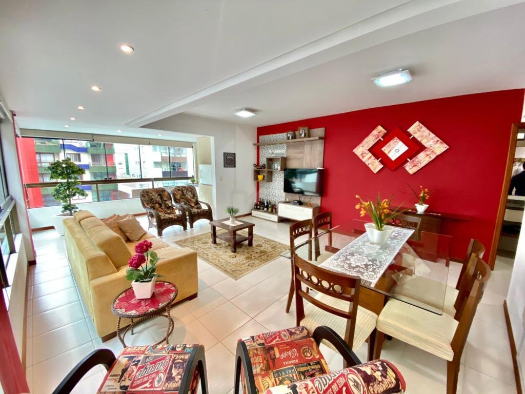 Apartamento 3 Dormitórios