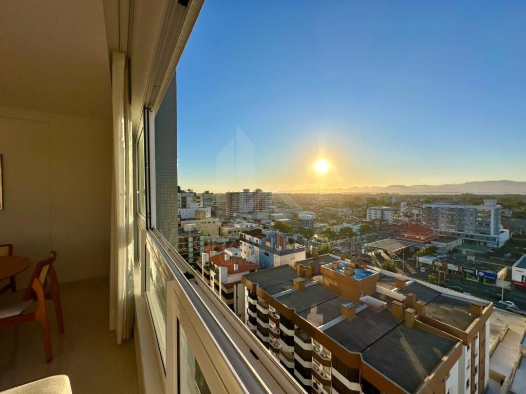 Apartamento 3 Dormitórios
