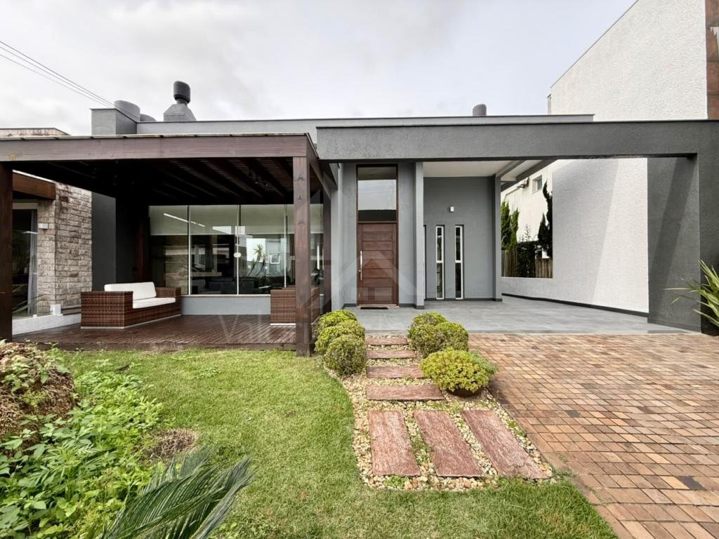 Casa em Condominio 3 dormitorios