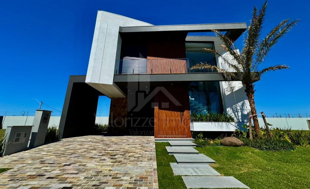 Casa em Condominio 4 dormitorios