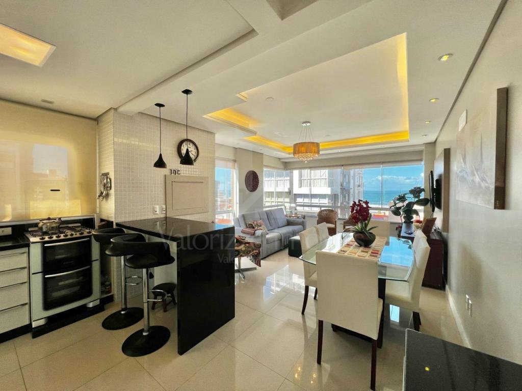 Apartamento 3 Dormitórios