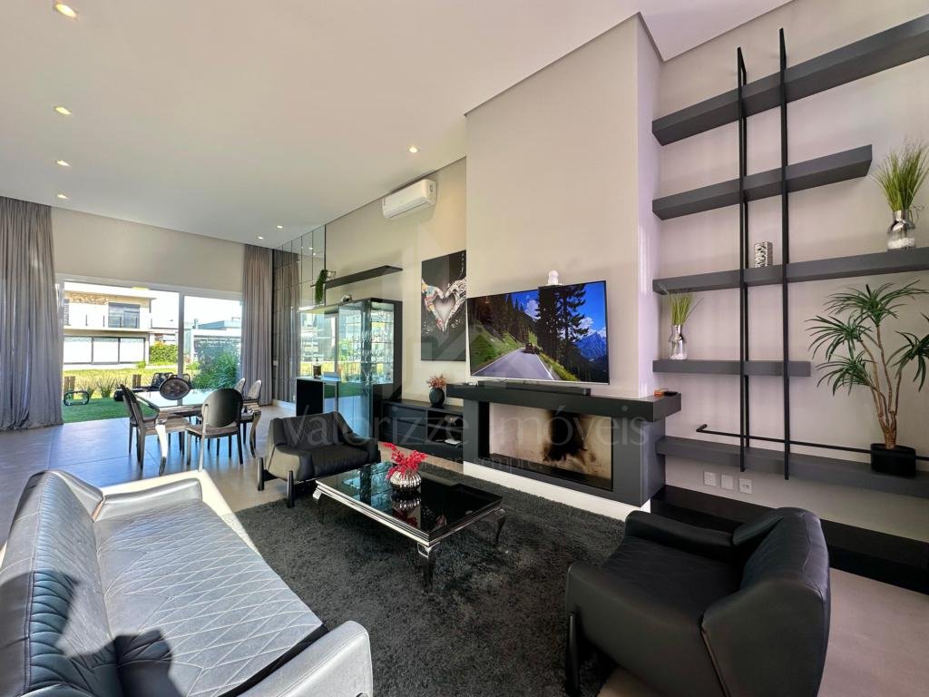 Casa em Condominio 3 dormitorios