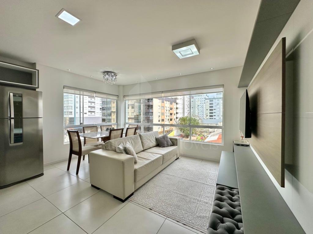 Apartamento 3 Dormitórios