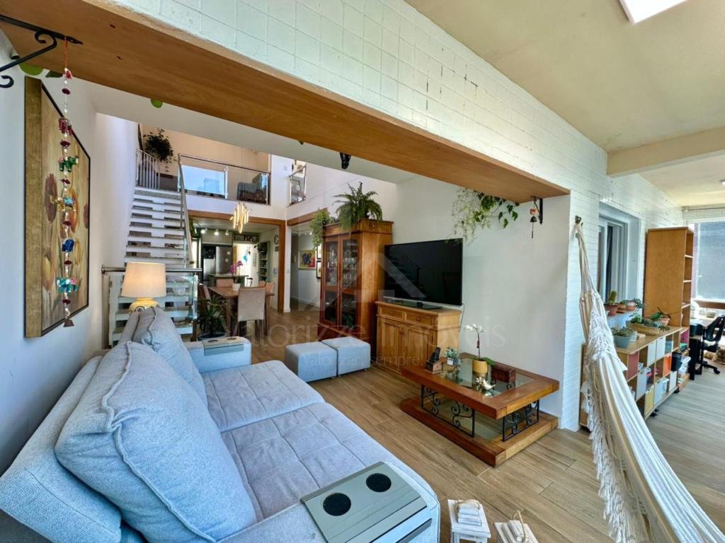 Cobertura 3 Dormitórios