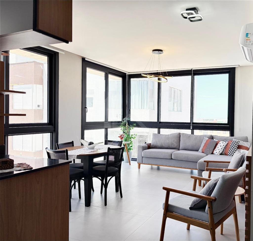 Apartamento 3 Dormitórios