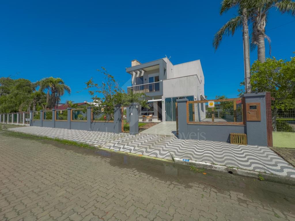 Apartamento 4 Dormitórios