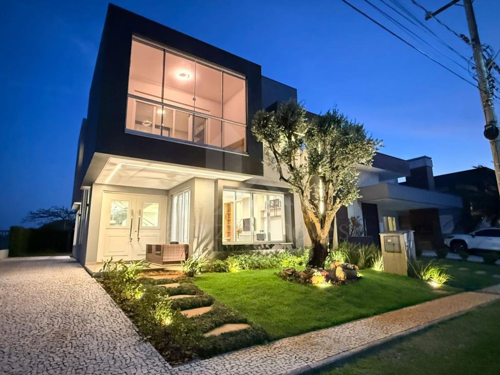 Casa em Condominio 4 dormitorios