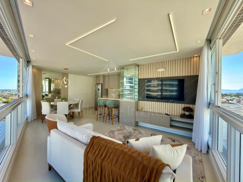 Apartamento 3 Dormitórios