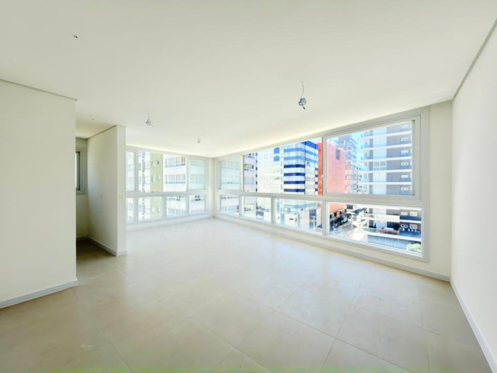 Apartamento 3 Dormitórios