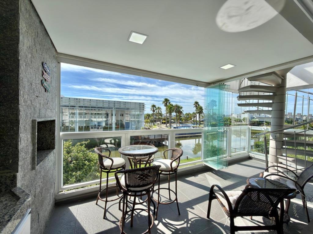 Cobertura 3 Dormitórios