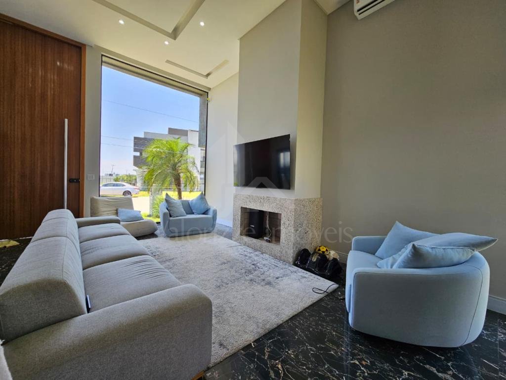 Casa em Condominio 4 dormitorios