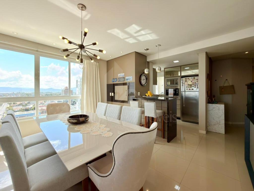 Apartamento 3 Dormitórios