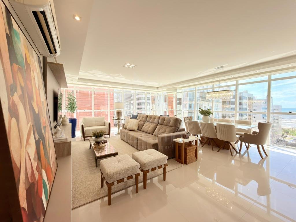 Apartamento 3 Dormitórios