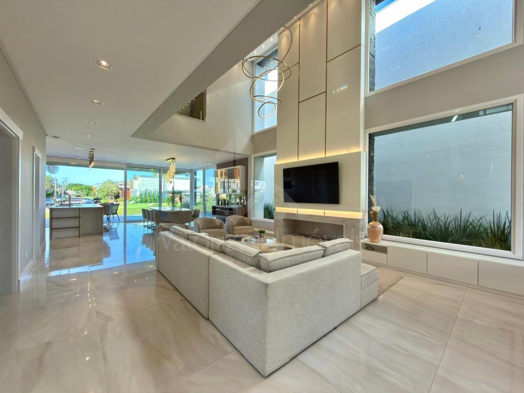 Casa em Condominio 4 dormitorios